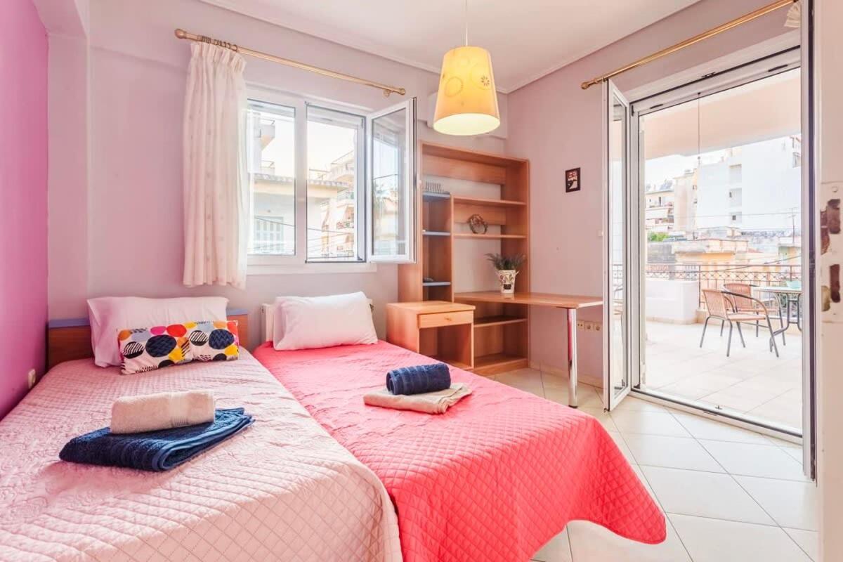 Spacious Urban Haven-Family Home, Perfect Location 칼라마타 외부 사진